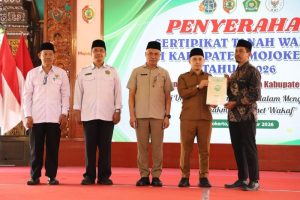 Mojokerto Sertifikasi 242 Bidang Tanah Wakaf untuk Umat
