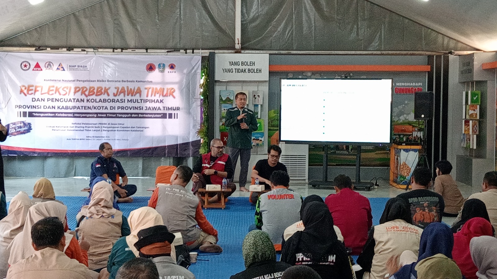 FPRB Jatim Perkuat Kolaborasi Wujudkan Ketangguhan Warga Hadapi Bencana FPRB Jatim Perkuat Kolaborasi Wujudkan Ketangguhan Warga Hadapi Bencana