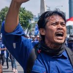 Massa FSPMI Demo Kantor Gubernur Jatim Tuntut UMK 2027 Naik