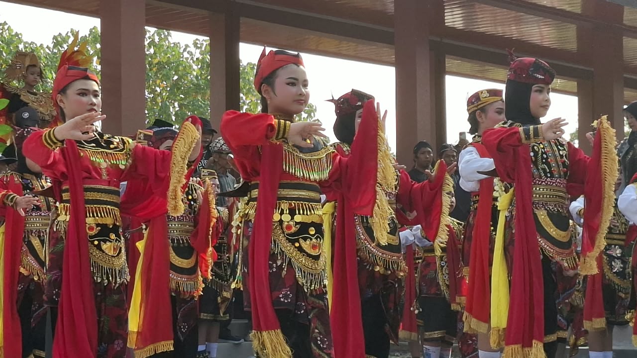 1.500 Penari Remo Cilik Merawat Budaya Lidah Wetan Surabaya