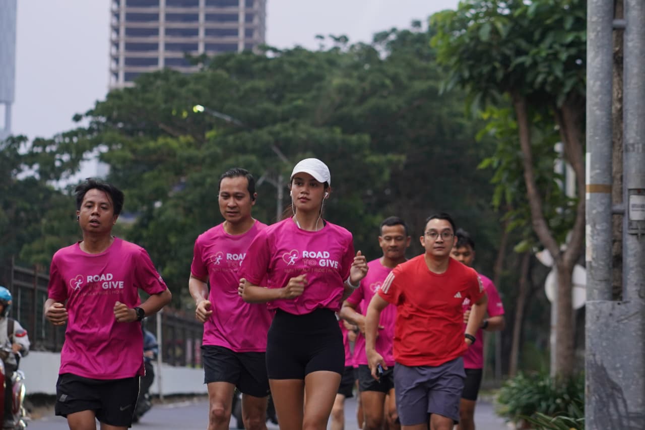Pink Morning Club Ajak Warga Surabaya Peduli Aksi Kanker Payudara Pink Morning Club Ajak Warga Surabaya Peduli Aksi Kanker Payudara