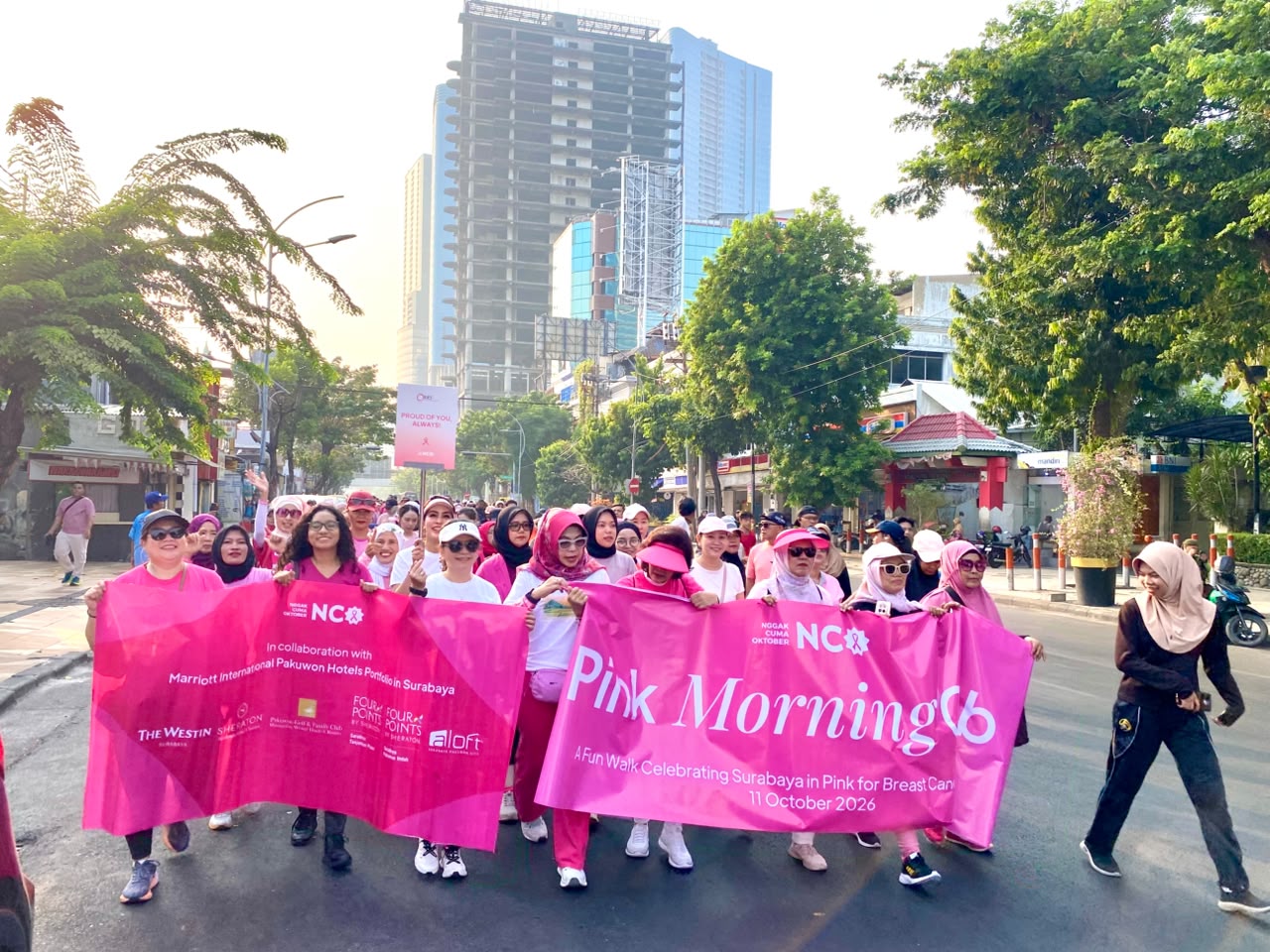 Peduli Kanker, Pink Morning Club Sheraton Surabaya Diikuti 800 Peserta Peduli Kanker, Pink Morning Club Sheraton Surabaya Diikuti 800 Peserta