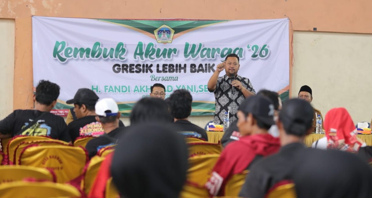 Bupati Gresik Sosialisasi Pemerataan Bansos di Forum Rembuk Akur Warga Bupati Gresik Sosialisasi Pemerataan Bansos di Forum Rembuk Akur Warga
