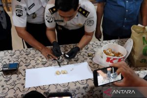 Lapas Surabaya Gagalkan Penyelundupan Narkoba ke Ayam Goreng