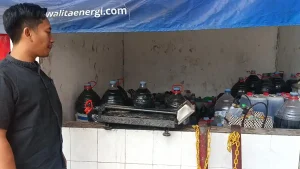 Minyak Goreng Bekas di Trenggalek Laku Rp8.000 Per Kg