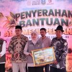 Bantuan Alsitan di Mojokerto Bikin Panen 1 Hektare Cuma 1 Jam
