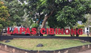 Kalapas Cibinong Wisnu Hani Dipecat 16 Pegawai Disanksi Kalapas Cibinong Wisnu Hani Dipecat 16 Pegawai Disanksi