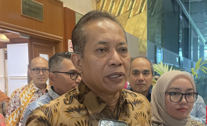 Menkop Wacanakan Gaji PNS Dibayar Lewat Koperasi Merah Putih