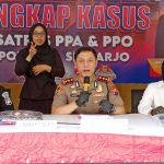 8 WN Vietnam Sindikat Penipuan di Sidoarjo Ditangkap