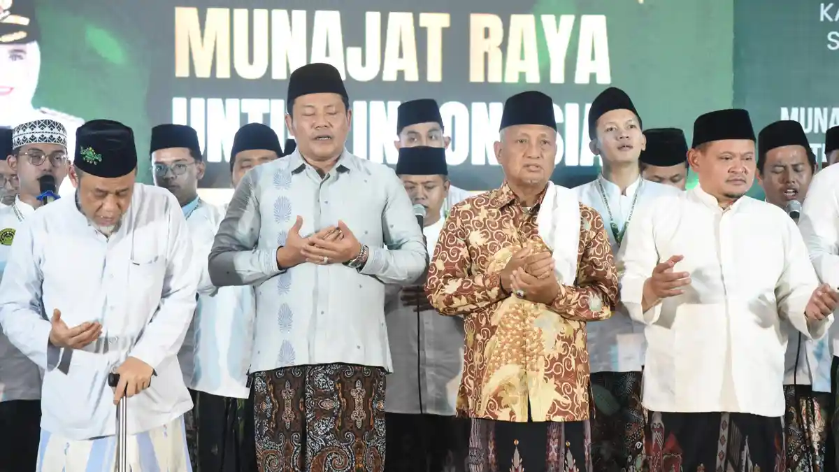 Sidoarjo Gelar Munajat Raya Serentak di 18 Kecamatan saat Hari Santri Sidoarjo Gelar Munajat Raya Serentak di 18 Kecamatan saat Hari Santri