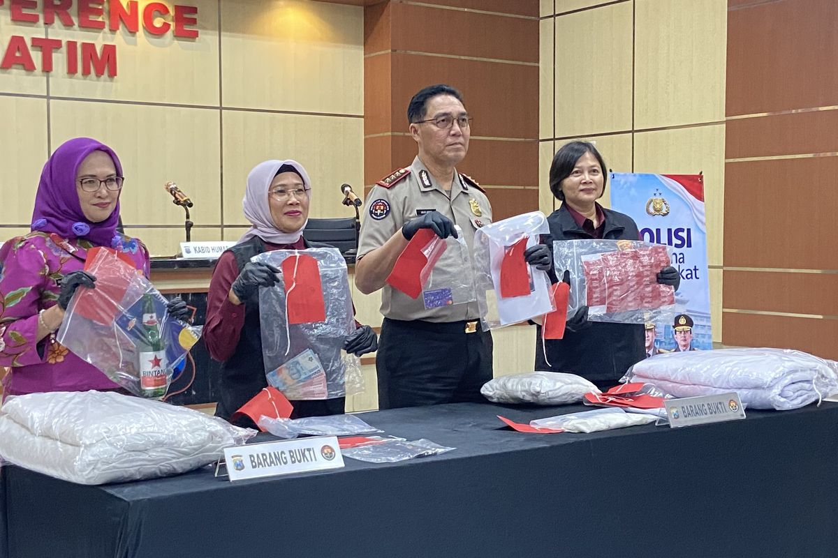 7 Anak Putus Sekolah Jadi Korban Eksploitasi Seksual di Jatim 7 Anak Putus Sekolah Jadi Korban Eksploitasi Seksual di Jatim