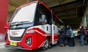 Feeder WiraWiri Surabaya Diganti Mikrobus Muat 24 Penumpang